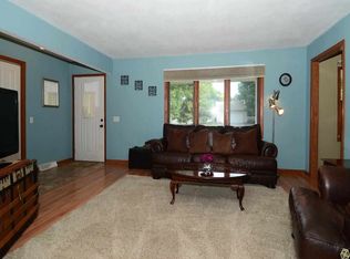 2911 Horseshoe Dr, Sun Prairie, WI 53590