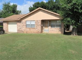 1420 Sheppard St, Chickasha, OK 73018