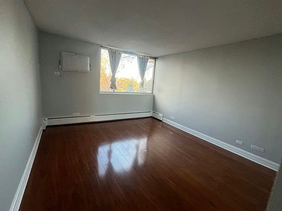 5th image of 2200 S Stewart Ave APT 1