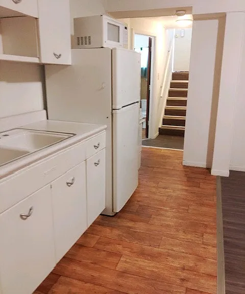 524 Neosho St #7 — Photo 2