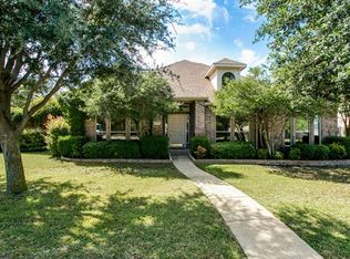 7505 Waterwood Dr, Rowlett, TX 75089