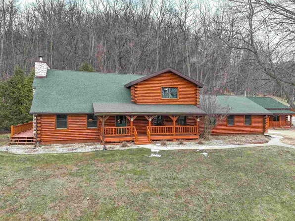 8986 Waterford St, Sauk City, WI 53583