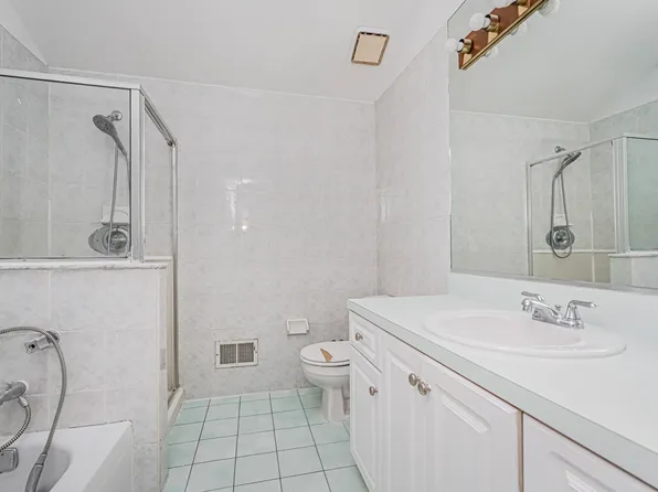 30 Westport Lane image 15 of 29