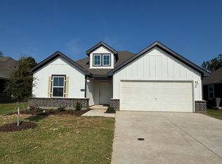 6052 Freedom Dr, Lindale, TX 75771