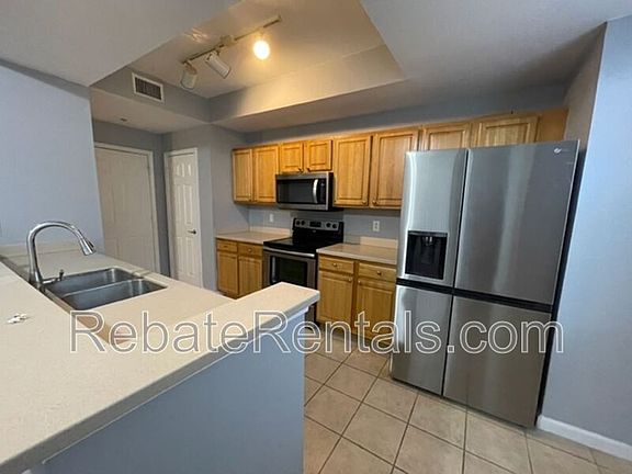 5th image of 10075 Gate Pkwy N APT 1412