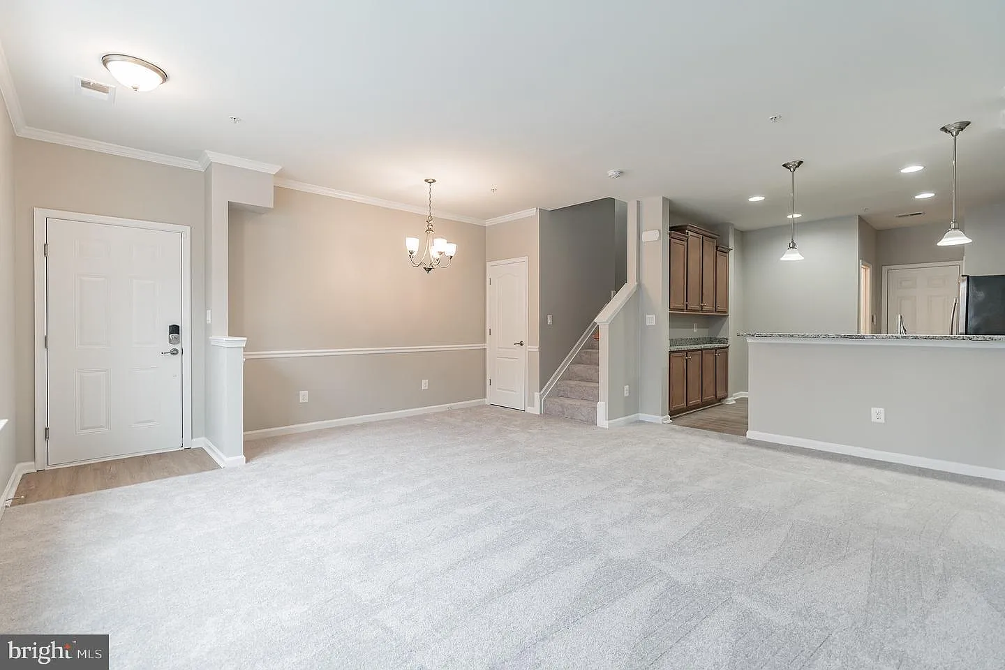 3 bed, 1614 sqft, $2,600 — Photo 4