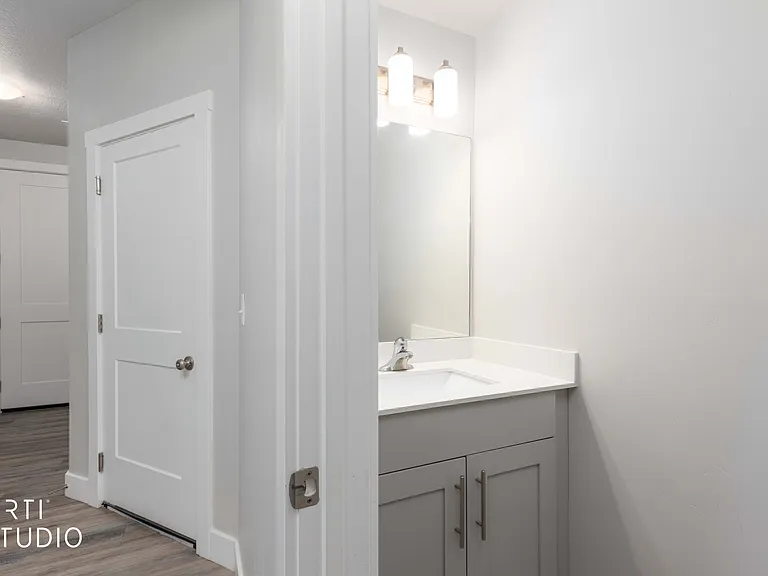 2674 S 2250 W #207 — Photo 27