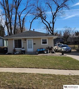 3937 Blondo St, Omaha, NE, 68111
