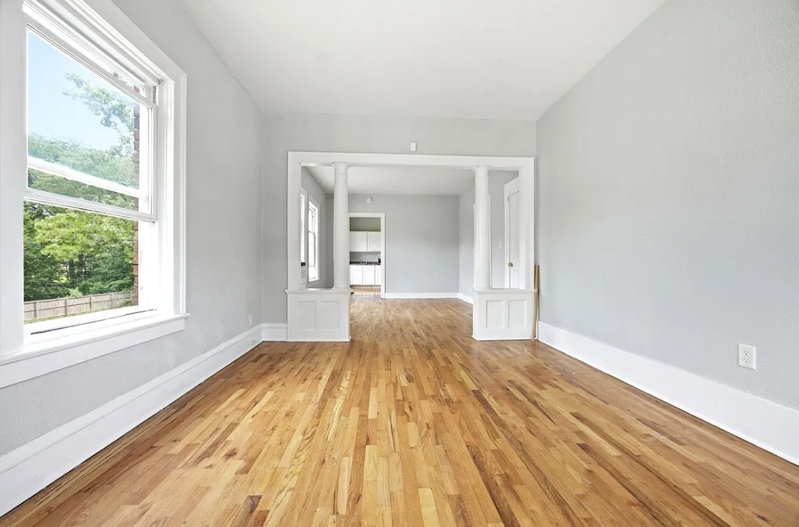 3 bed, 1050 sqft, $1,350 — Photo 4