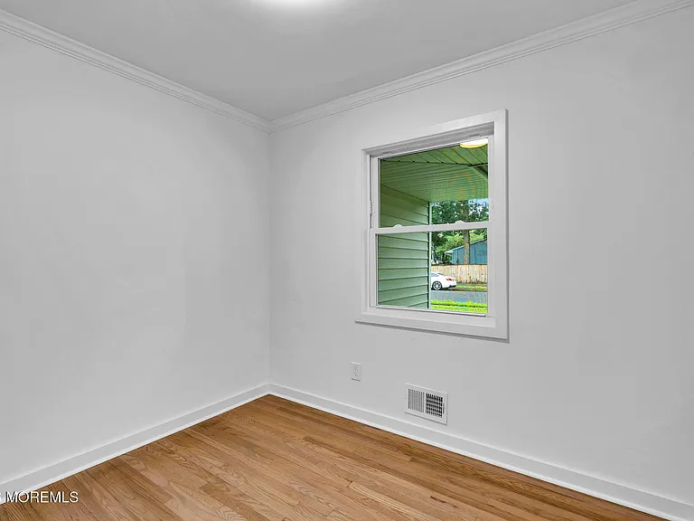 20 Oak Hill Dr — Photo 11
