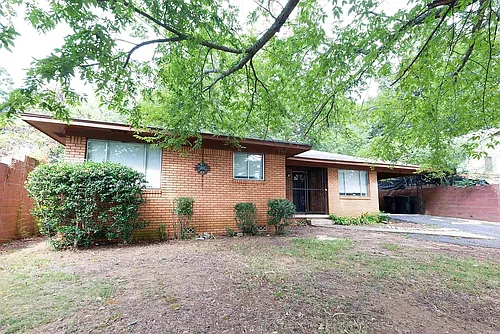 4 Alameda Dr Photo 1