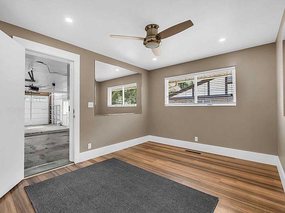 5th image of 1281 E Siesta Dr
