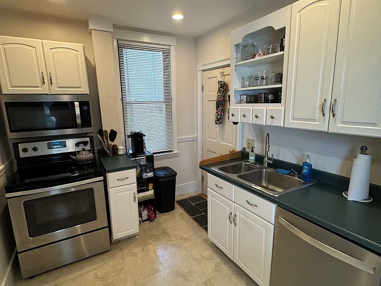 11 Obrion St #1 — Photo 9