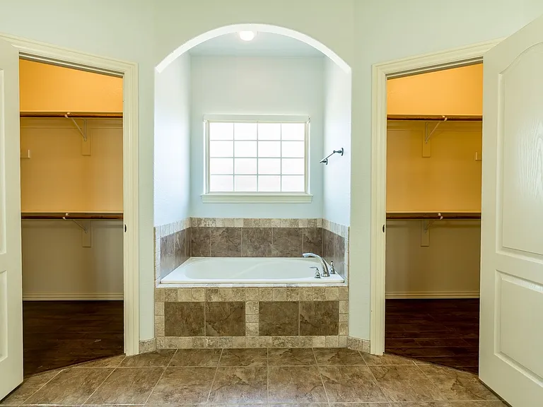 4720 W Trail Dust St — Photo 10