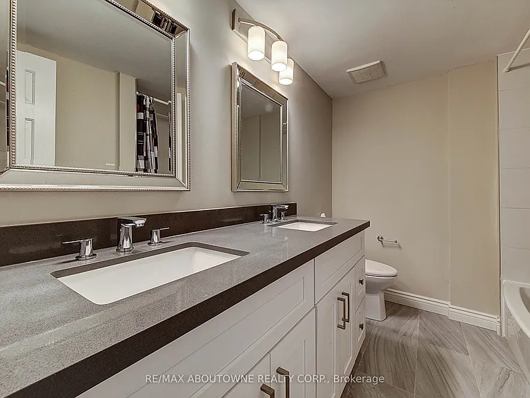 2353 Marine Dr #3 — Photo 18