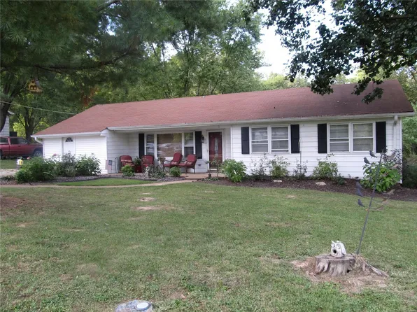 409 Puetz Ln, Gray Summit, MO 63039