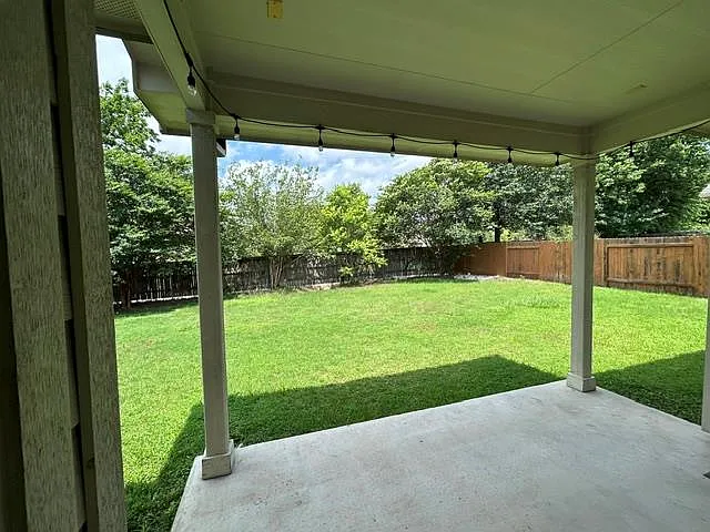 19500 Sangremon Way — Photo 36