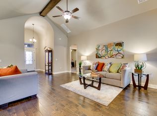 1117 Samantha Ln, Moore, OK 73160