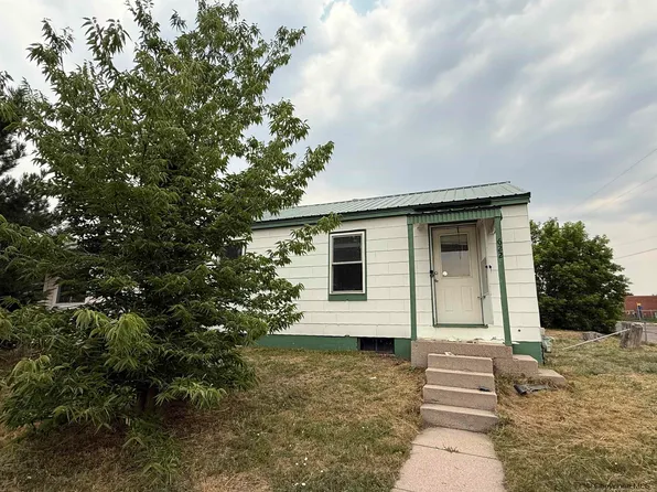 622 E 3rd St, Cheyenne, WY 82007