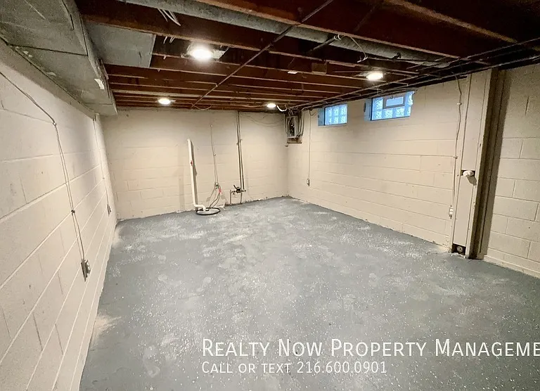5283 E 133rd St — Photo 3