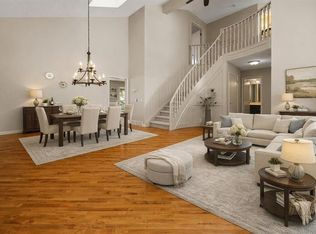 118 W Sienna Hills Dr SW, Calgary, AB T3H2C8