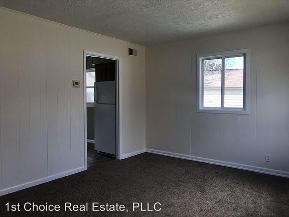 4th image of 1527 Owen Ave