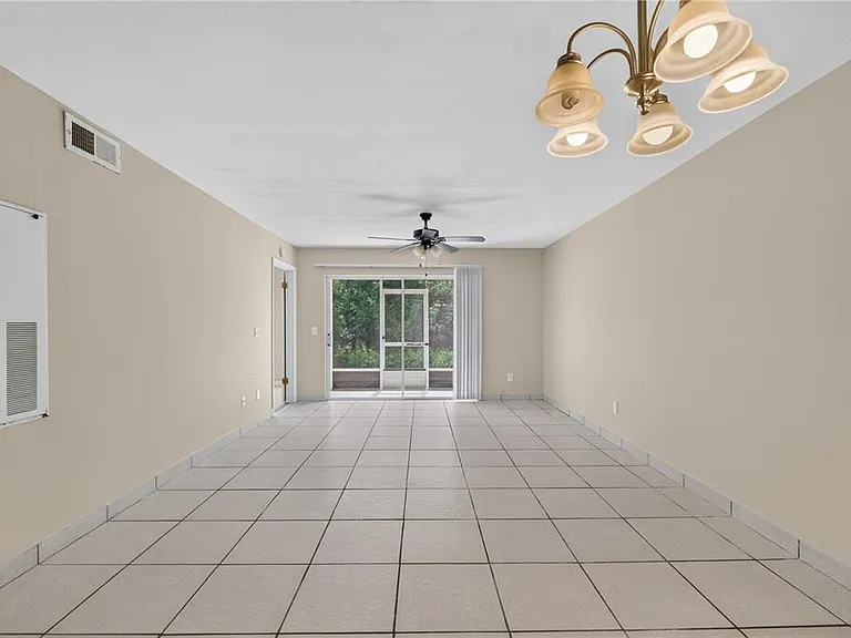 13829 Timberland Dr #101 — Photo 11