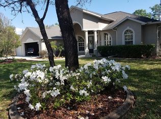 123 Pine St, Homosassa, FL 34446