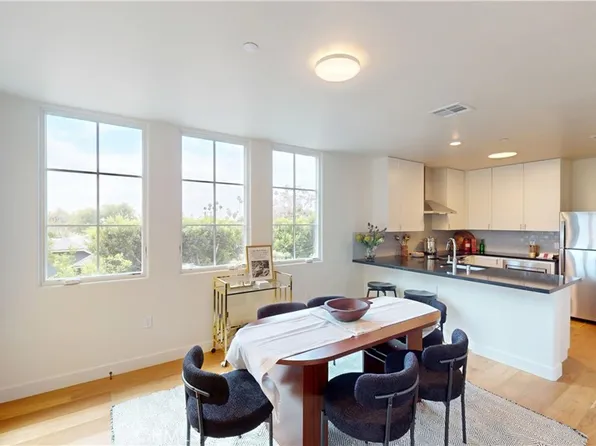 1878 E Walnut St #213, Pasadena, CA 91107