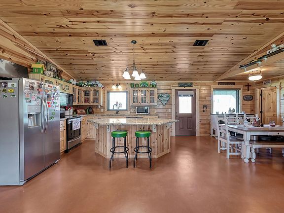 5th image of 130 Raleigh Cir