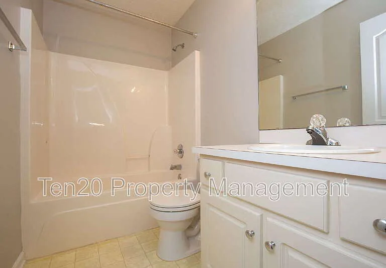 1018 Sugar Mill Dr — Photo 9