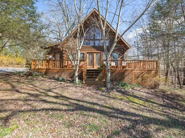 10 Meadow Brook Ln, Spencer, TN 38585