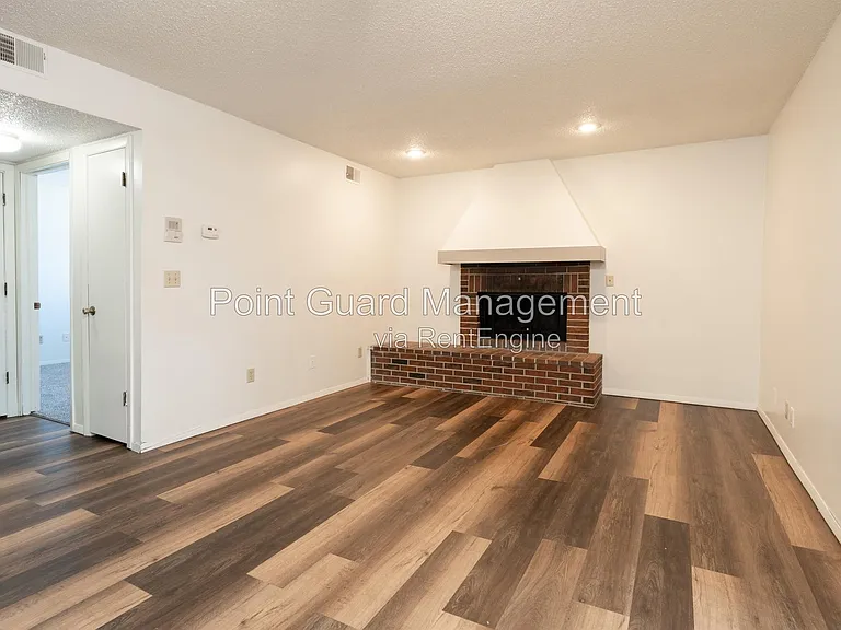 Midtown Place Apartments — Photo 54
