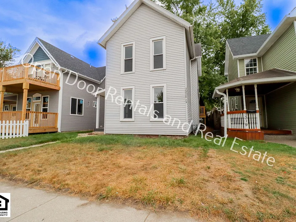 1315 Wall St