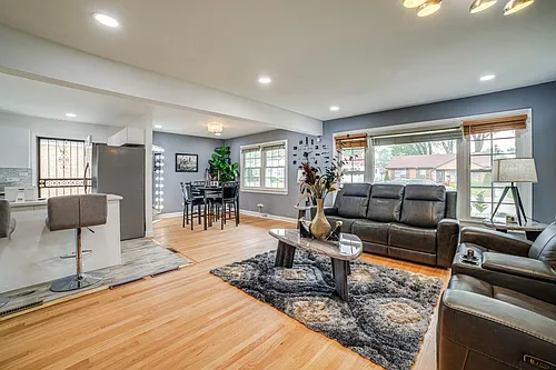 737 E 157th Pl #ID1306480P Photo 1