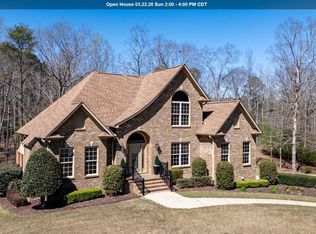 2685 Chesapeake Dr, Hueytown, AL 35023