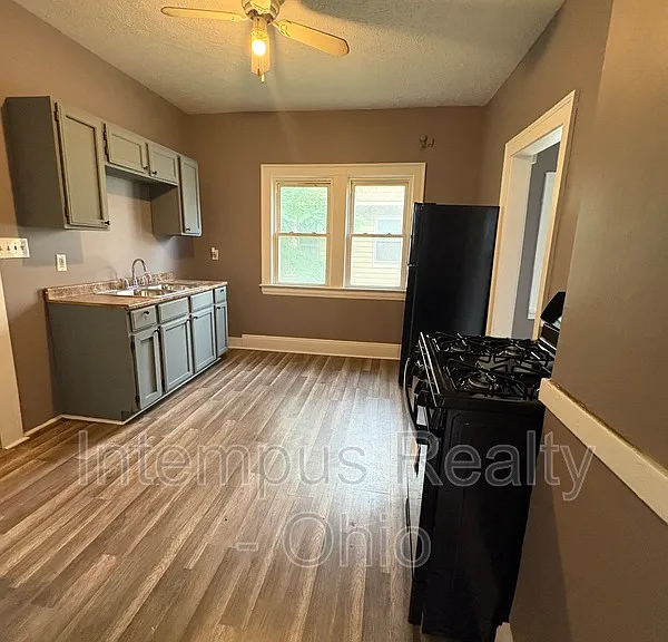 942 Eddy Rd #2 — Photo 13