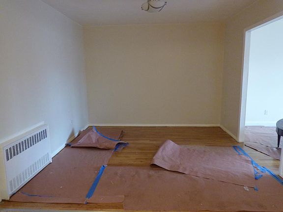 2nd image of 581 E 81st St #2