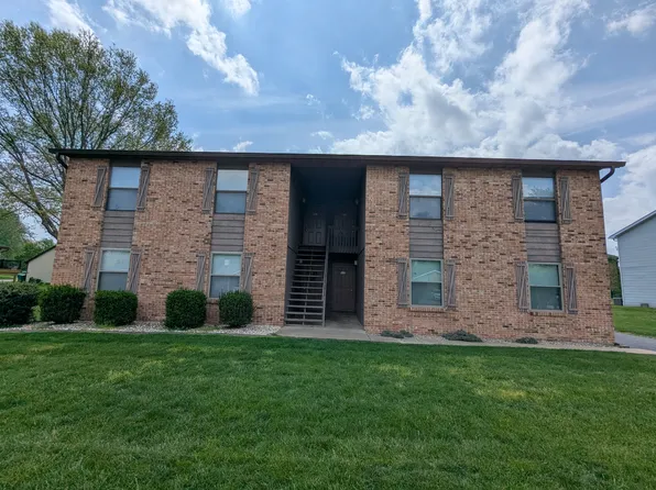 405 Nancy Dr, Belleville, IL 62269