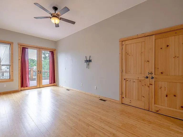 238 Harrison St — Photo 11