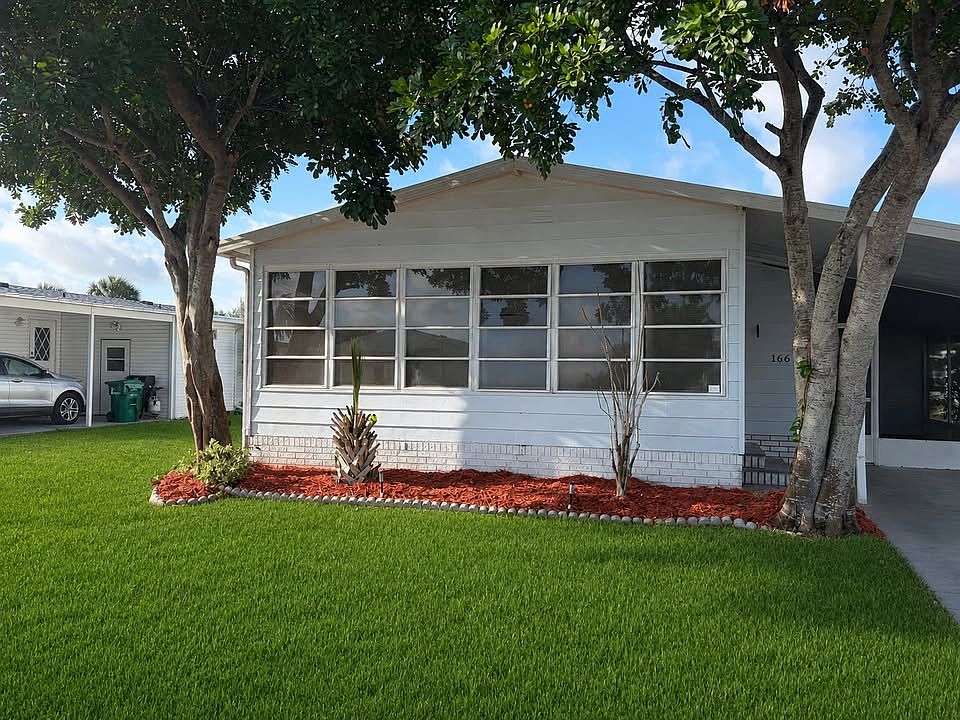 1st image of 166 Steamboat Dr #166