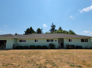 1632 E Willow St, Myrtle Point, OR 97458