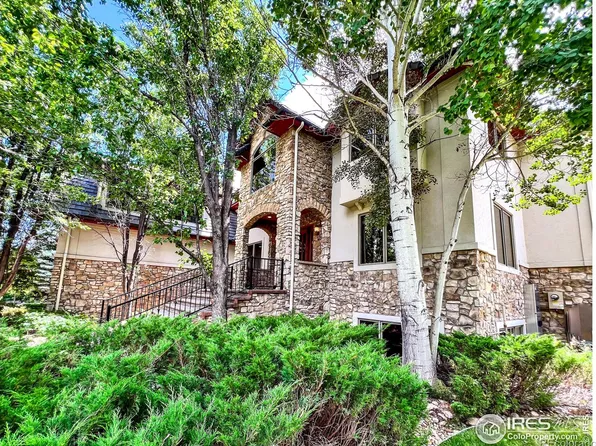8906 Little Raven Trl, Niwot, CO 80503