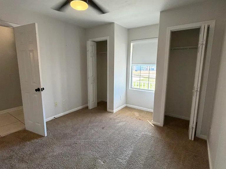 4904 Parkview Ct — Photo 13
