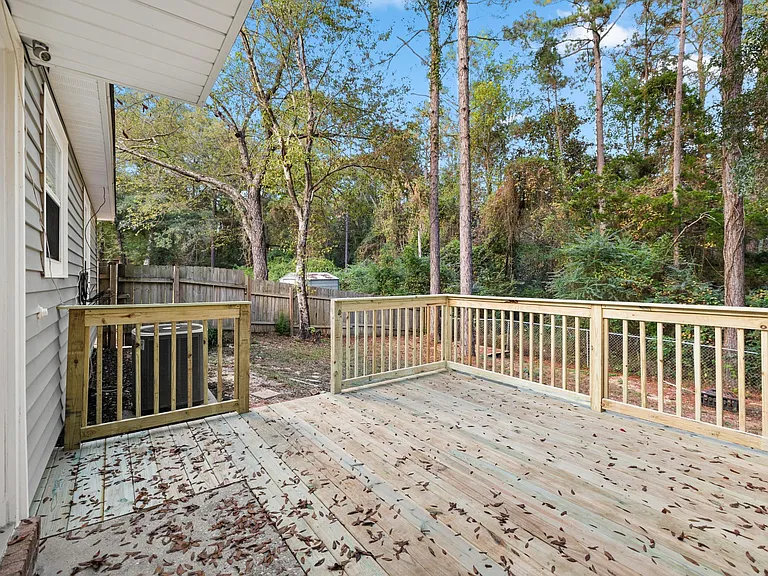 153 Richmond Rd — Photo 22