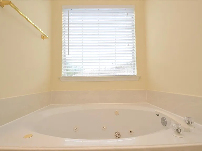 1218 Irish Mist Ct — Photo 37