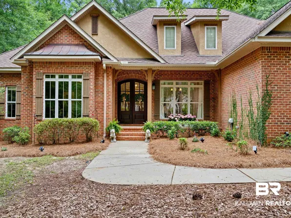 107 Willow Lake Dr, Fairhope, AL 36532