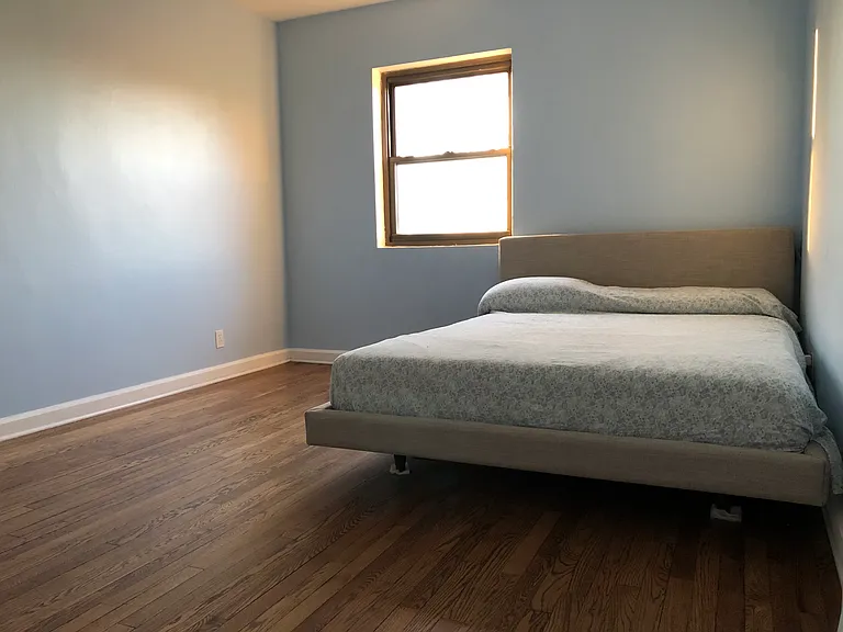 3031 Edwin Ave — Photo 4