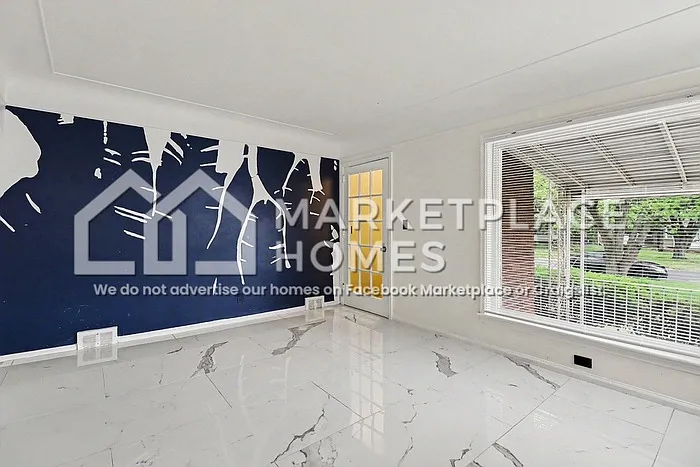 3 bed, 1.5 bath, 1034 sqft, $1,350 — Photo 4