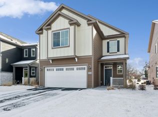 9915 Avocet St NW, Coon Rapids, MN 55433